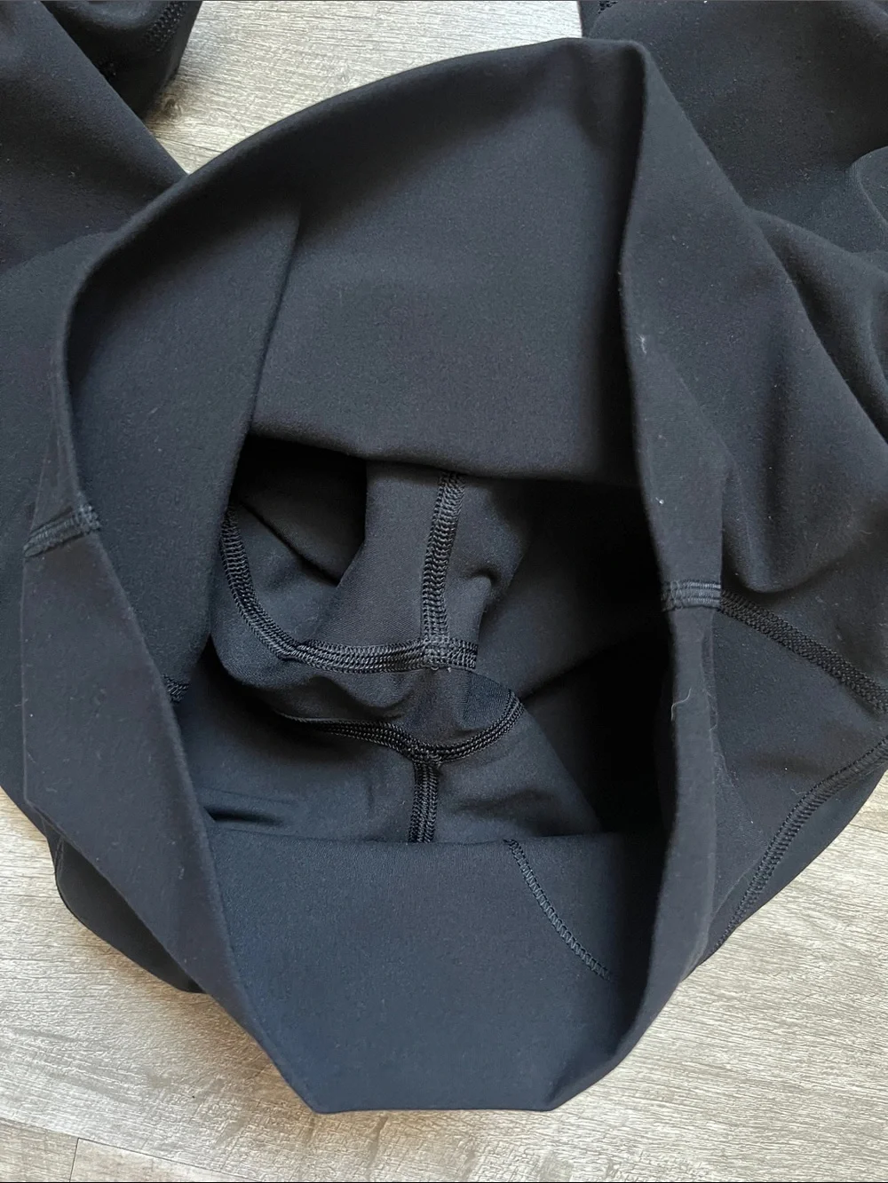 #69. Lululemon Align Crop *21"
Black - Picture 12 of 14